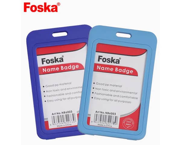 BADGE AVEC CORDON FOSKA 54X86 mm NB6003